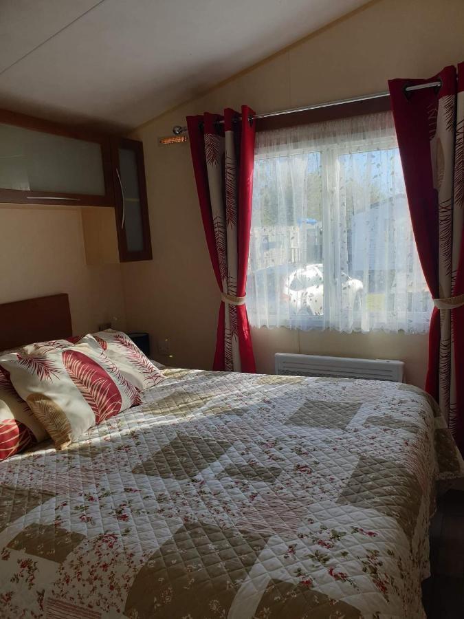 La Chanterie Agreable Mobil-Home Residentiel Normand Saint-Pair-sur-Mer Exteriér fotografie